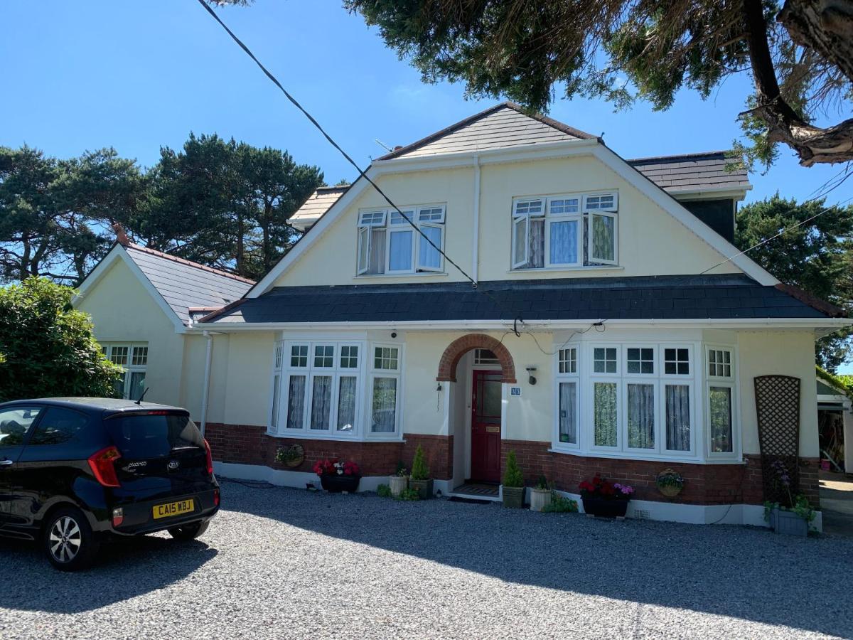 Heatherdene House Corfe Mullen Exterior photo