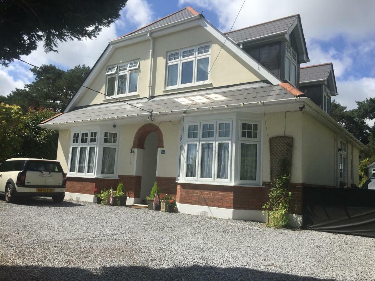 Heatherdene House Corfe Mullen Exterior photo